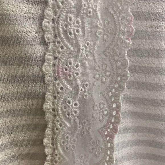 LAUREN CONRAD || Striped - Lace Tee Shirt Elegant Blouse - Picture 5 of 8